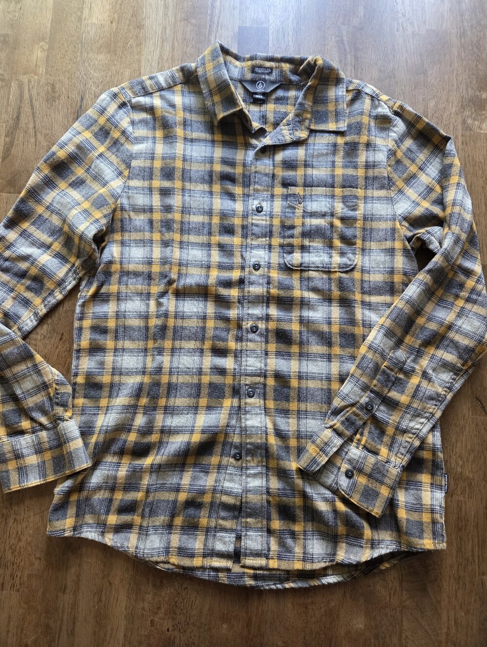 Volcom True To This Modern Fit Flannel Plaid Button-Up Shirt